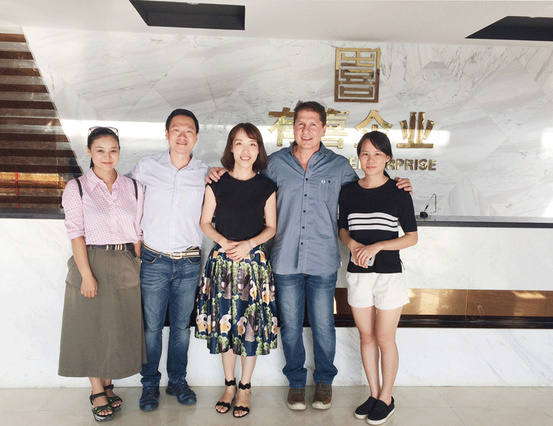 Brazil customer visit Youxi Cosmetics(Guangzhou)